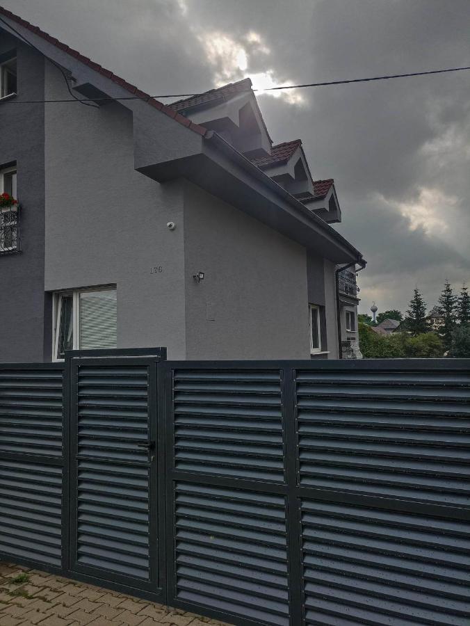 Ubytovanie Tri Sestry Hrabušice Exteriör bild