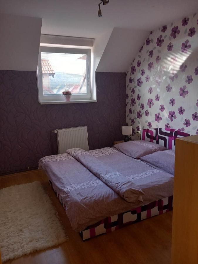 Ubytovanie Tri Sestry Hrabušice Exteriör bild