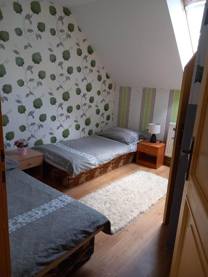 Ubytovanie Tri Sestry Hrabušice Exteriör bild