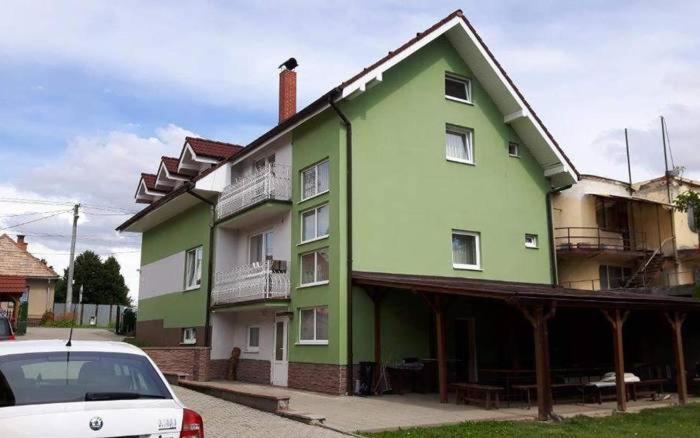 Ubytovanie Tri Sestry Hrabušice Exteriör bild