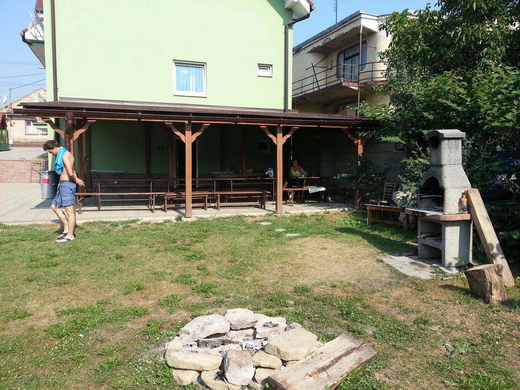 Ubytovanie Tri Sestry Hrabušice Exteriör bild
